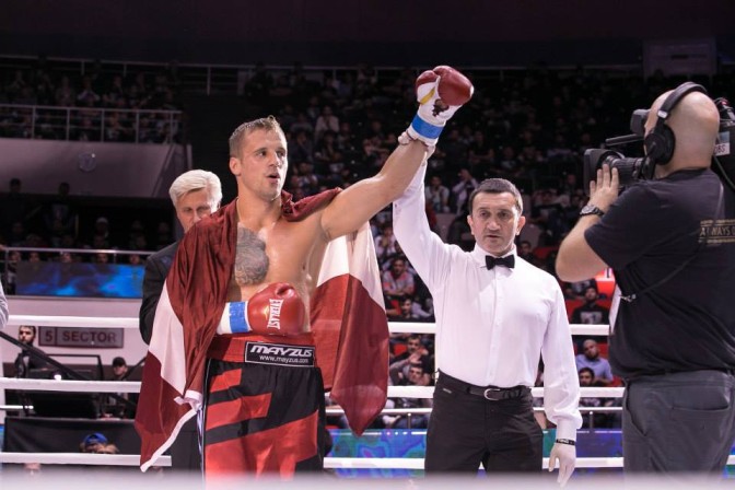 Foto: facebook.com/akhmatfightshow