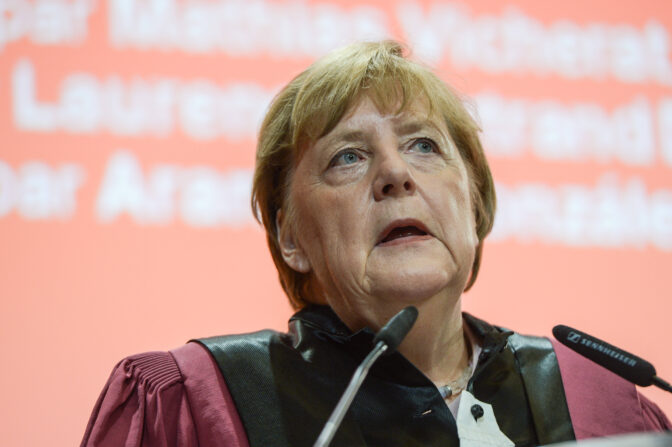Paris: Sciences Po Angela Merkel