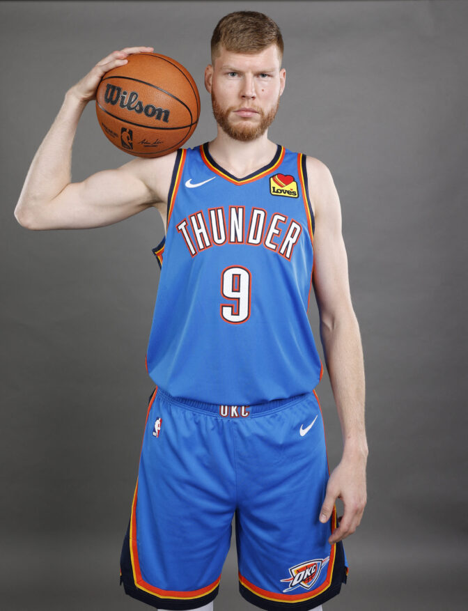 BASKETBALL-NBA/