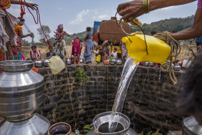 APTOPIX Luxury Water