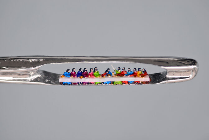 British Artist Willard Wigan Places Three Kings In The Eye Of A Needle