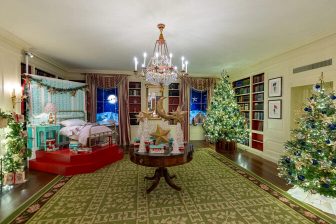 Magic, Wonder, and Joy: White House dresses up for Christmas