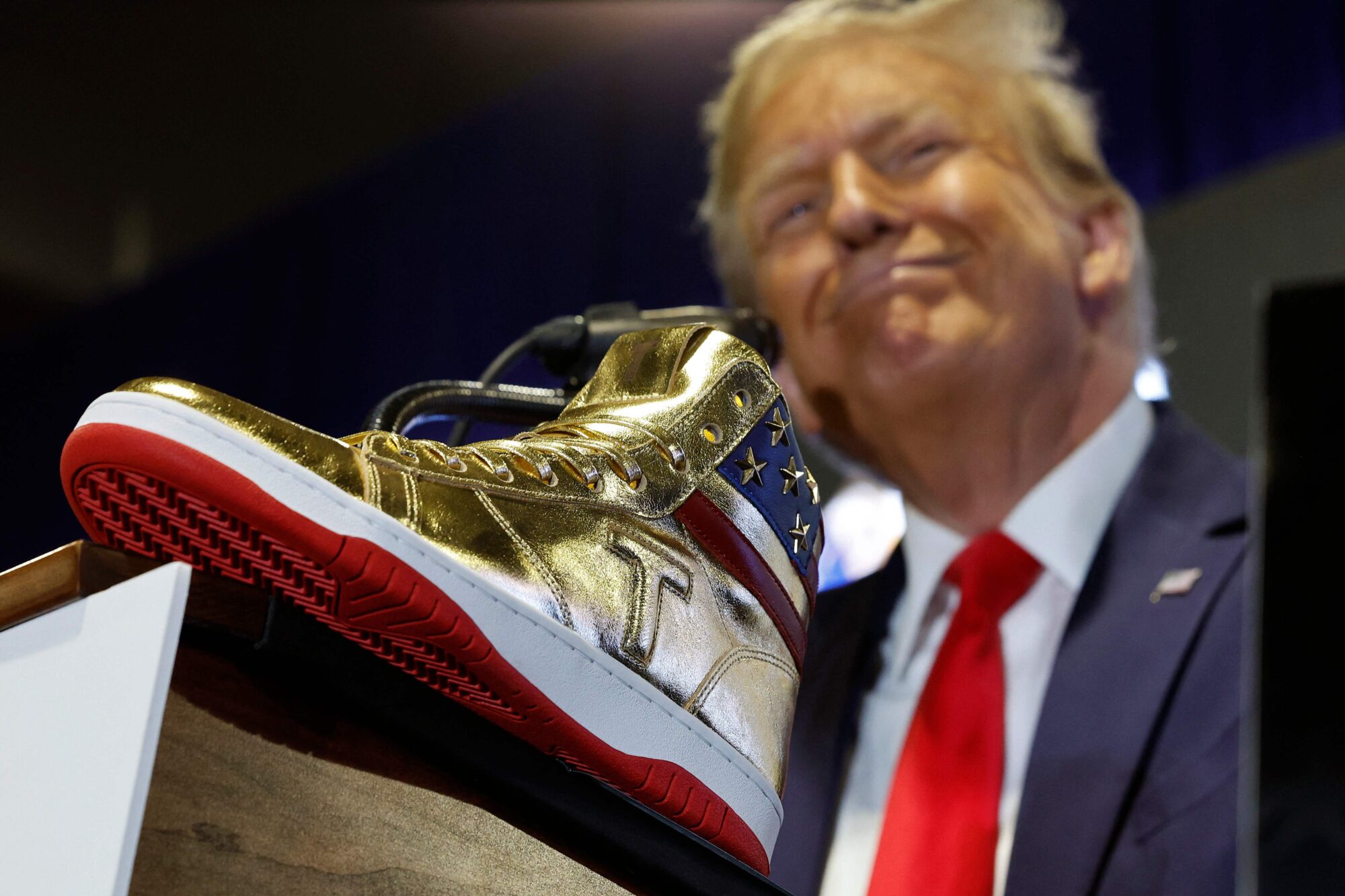 US-PRESIDENTIAL-CANDIDATE-AND-FORMER-PRESIDENT-DONALD-TRUMP-ATTE