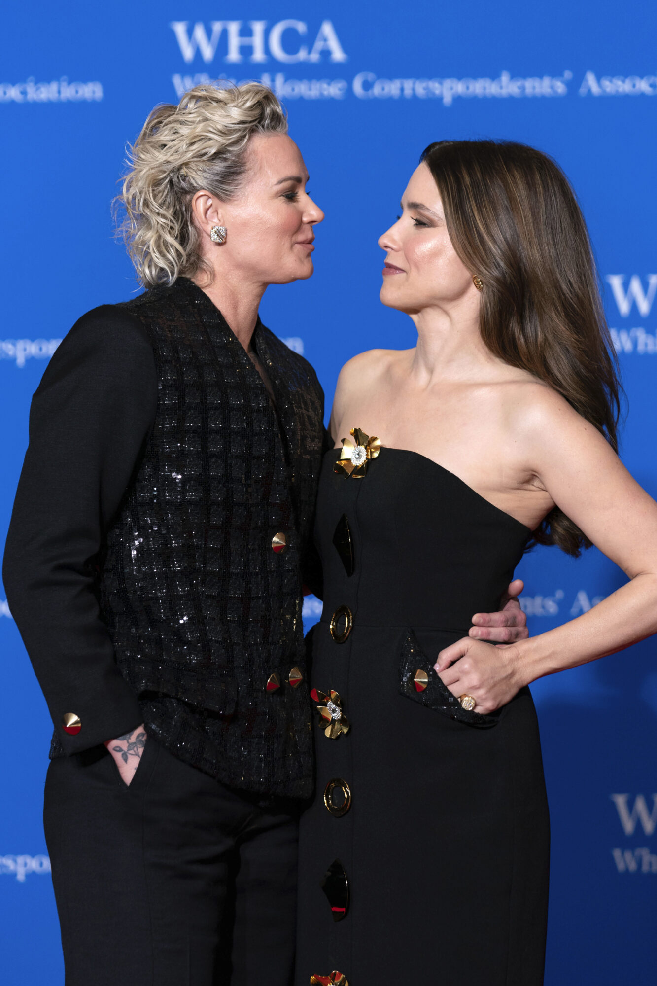 WHCA Dinner Red Carpet