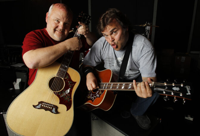 TENACIOUSD/