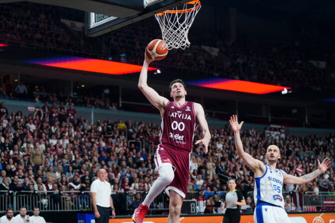 2025.gada Eiropas čempionāta kvalifikācijas spēle basketbolā, kurā tiekas Latvijas un Slovākijas valstsvieības