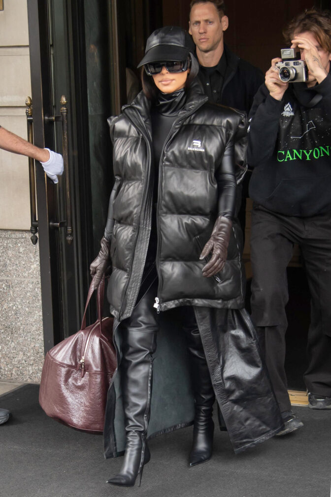 Kim Kardashian Leaves Her Hotel In New York City