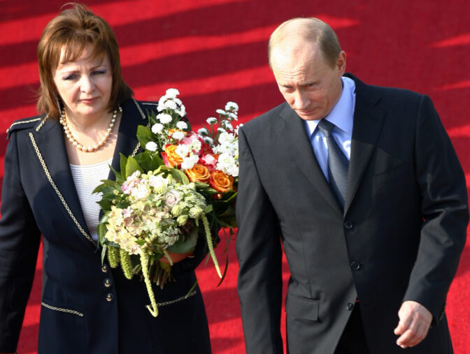 G8-SUMMIT/