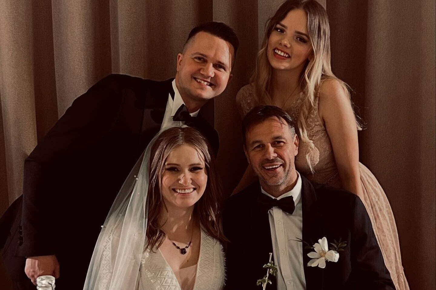 Laulības ostā iestūrējis hokeja treneris Herberts Vasiļjevs | tv3.lv