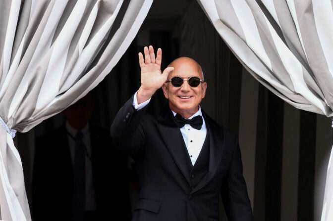PEOPLE-BEZOS/WEDDING