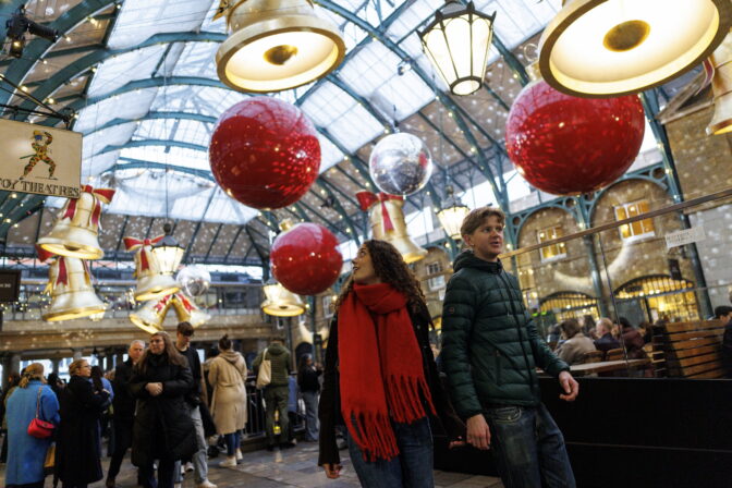 BRITAIN CHRISTMAS RETAIL