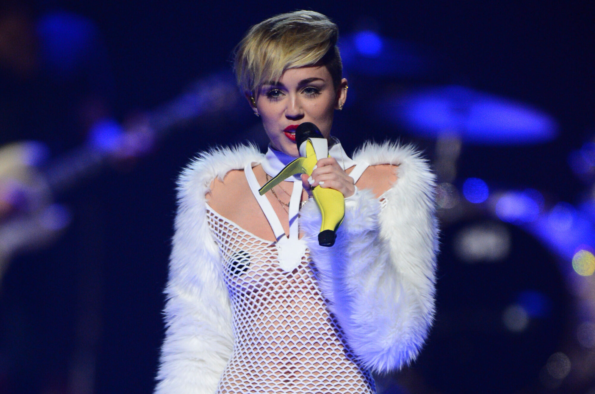 Music-Miley Cyrus