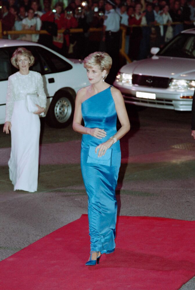 FILES-BRITAIN-ROYALS-DIANA-FASHION