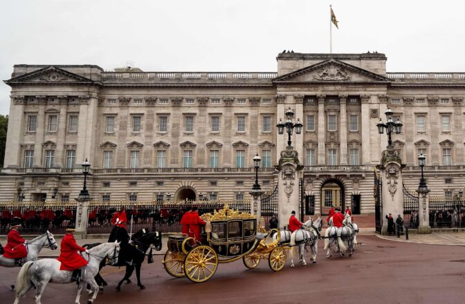 BRITAIN-EU-POLITICS-BREXIT-ROYALS