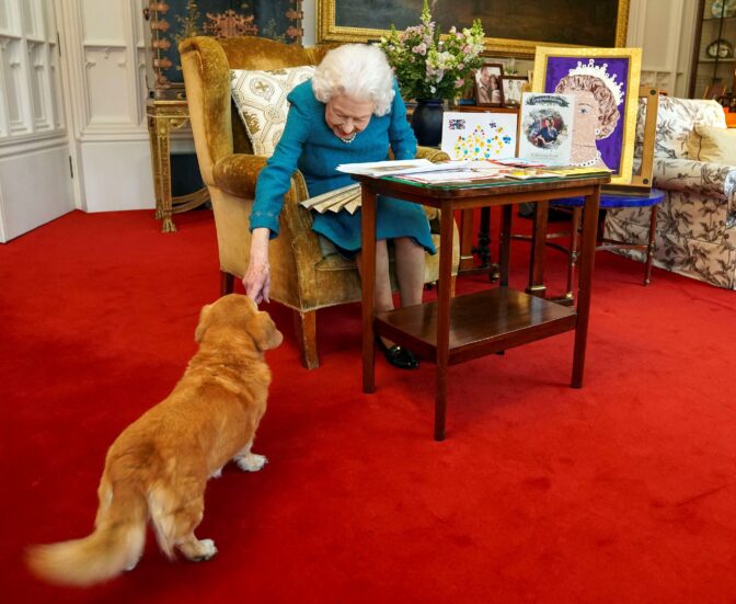 FILES-BRITAIN-ROYALS-QUEEN-OBIT