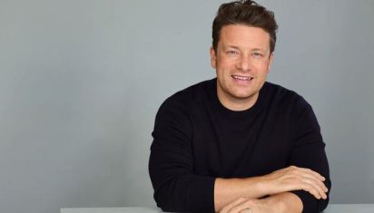 Džeimijs Olivers. Gadalaiki