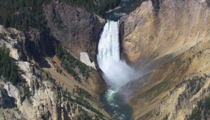 Pasaule no augšas 4