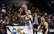 NBA čempioni Sanantonio Spurs pēdējās sekundēs uzvar Atlantas Hawks