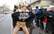 Femen aktīviste izmetas plika un rupji "pasūta" Putinu