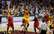 Hārdens un Džeimss sekmē Rocekts un Cavaliers uzvaras