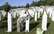 FOTO: Šausminošā Srebrenicas slaktiņa vietas toreiz un tagad