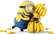 VIDEO: Minions Bobs iesaka apēst tonnu banānu