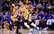 Karija Warriors mačā pret Braianta Lakers uzstāda jaunu NBA rekordu