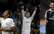 VIDEO: Madrides Real futbolisti spēlē basketbolu un danko