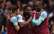 VIDEO: West Ham uzvar Sunderland un turpina cīņu par Čempionu līgu