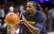 VIDEO: Pērkinss dejo ča‑ča‑ča, Peitonam rokā karstais kartupelis – NBA nedēļas smieklīgākie notikumi