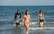 Drošības apsvērumu dēļ vēl trīs Francijas kūrorti aizliedz pludmalēs ierasties burkini