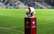 Rīgas kausa izcīņas spēlē futbolists uzbrūk un vairākas reizes iesit tiesnesim