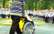 Ģimene divus gadus cīnās ar ierēdņiem, lai bērns ar kustību traucējumiem varētu mācīties parastā skolā