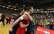 Vai politiska pieskaņa? CSKA basketbola komanda faniem dāvina medaļas "Par Berlīnes ieņemšanu"