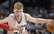 Dāvis Bertāns un Sanantonio Spurs revanšējas Jutas Jazz par zaudējumu otrdien