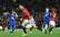 "Everton" sarkanā kartīte un Ibrahimovičs izglābj "Manchester United" no zaudējuma