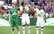 Trīs izdzīvojušie "Chapecoense" futbolisti ar asarām acīs piemin traģēdiju