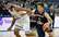 Ar sensacionālu zaudējumu EČ sākušie Francijas basketbolisti uzvar Grieķiju