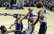 "Spurs" basketbolisti Pārkera atgriešanās mačā uzvar "Mavericks" vienību