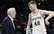 Bertāna astoņi punkti palīdz "Spurs" uzvarēt Popoviča dzimšanas dienā