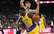 Dāvis Bertāns trāpa trīs tālmetienus, "Spurs" galotnē zaudē Losandželosas "Lakers"