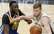 Bertāna "Spurs" bez trenera Popoviča arī savā laukumā piekāpjas Goldensteitas "Warriors"