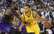 Džeimss gūst savainojumu "Lakers" uzvarā pār "Warriors