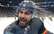 "Golden Knights" uzbrucējs Tučs intervijas laikā saņem ūdens šļakatas no komandas biedra