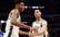 "Bucks" basketbolisti iekļūst NBA izslēgšanas turnīra nākamajā kārtā, "Jazz" pagarina sēriju