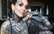 Latviešu tetovētā modele Monami Frost gada veco meitu turpina barot ar krūti