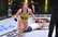 UFC dāmu duelī Makenzija Derna ar sāpju paņēmienu uzvar Hannu Saifersu