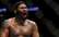 UFC galvenajā cīņā amerikāņu Bārdas nazis parterā sakauj krievu Drago
