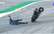 "Moto GP" braucējam pazūd bremzes, viņš nolec no 215 km/h ātrumā braucoša motocikla