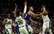 Karija "Warriors" izbraukumā uzvar Bostonas "Celtics"